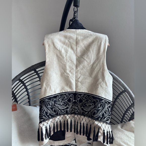 DYLAN LEX VEST WITH EMBROIDERY NEW NWT NIB DYLANLEX M - Picture 6 of 9